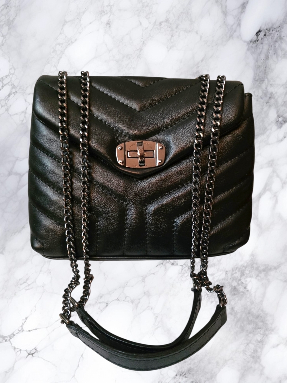 Divina Firenze Quilted Leather Crossbody Bag Black Chain Strap Chevron Flap Bag